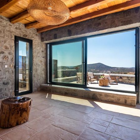 Petra Residence Mini Pool Spa Adamantas  Bagian luar foto