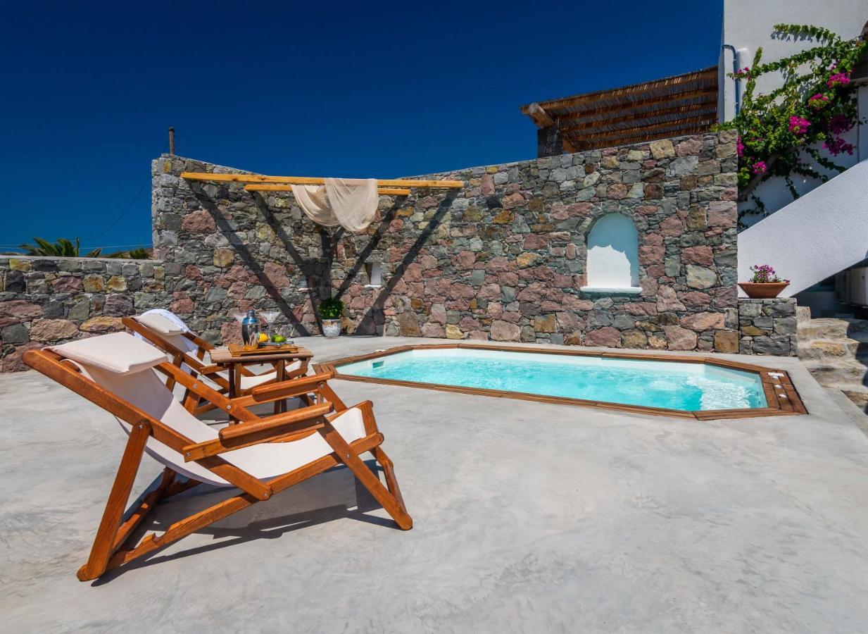Petra Residence Mini Pool Spa Adamantas  Bagian luar foto