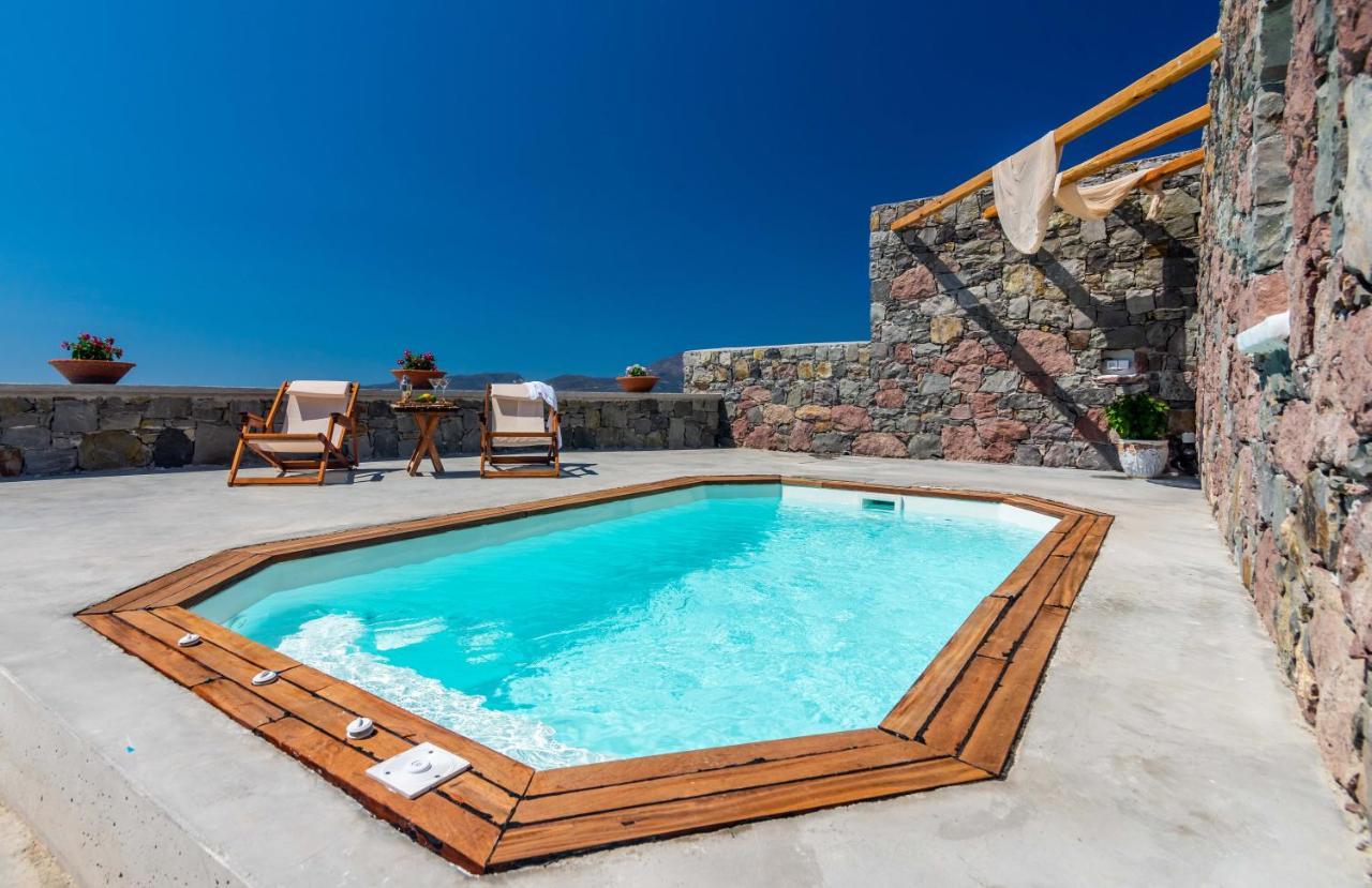 Petra Residence Mini Pool Spa Adamantas  Bagian luar foto